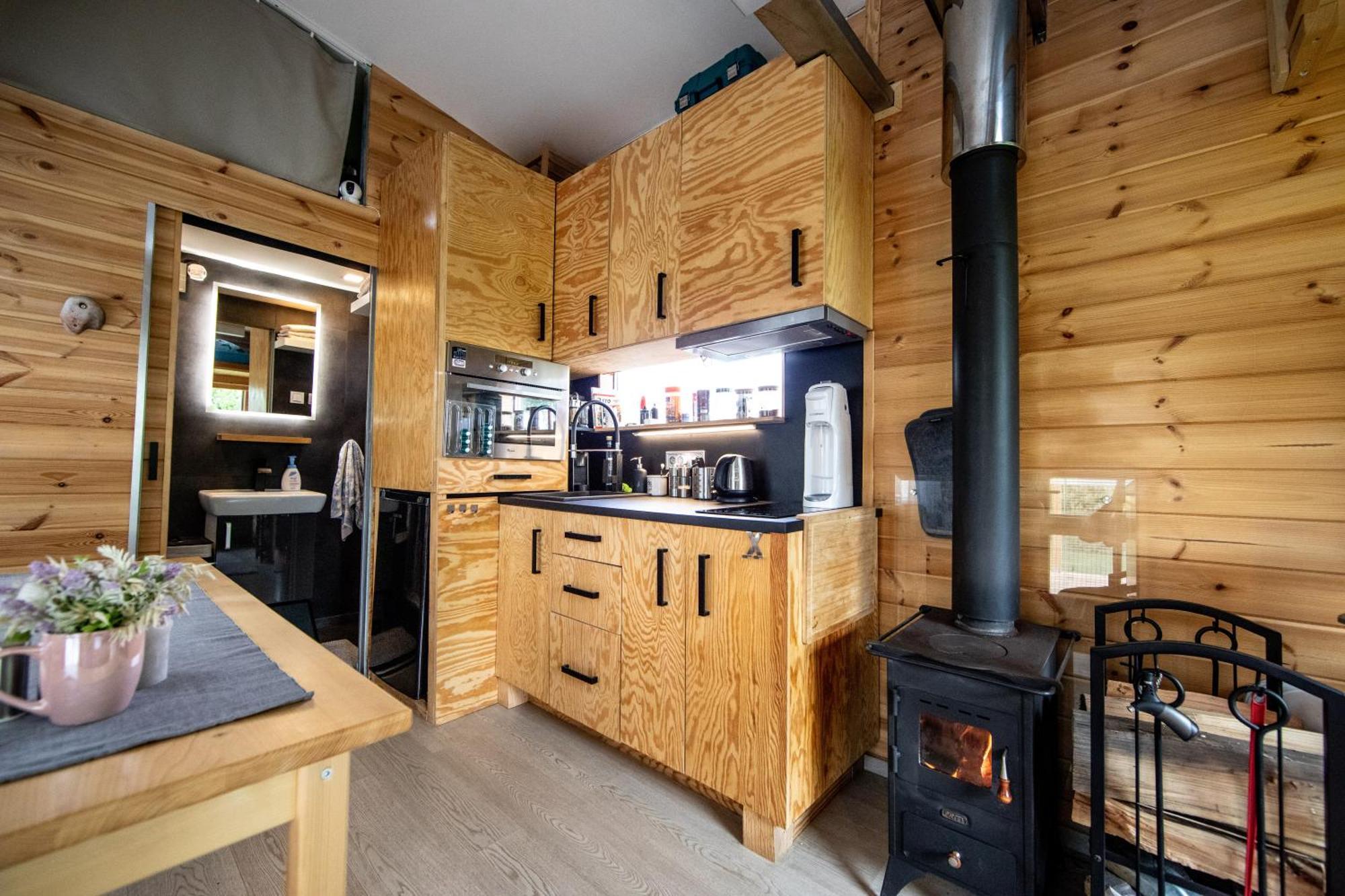 Tiny House - Chatka V Rezi U Prahy Husinec  Extérieur photo