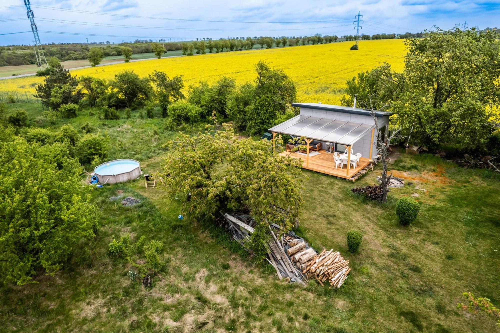 Tiny House - Chatka V Rezi U Prahy Husinec  Extérieur photo